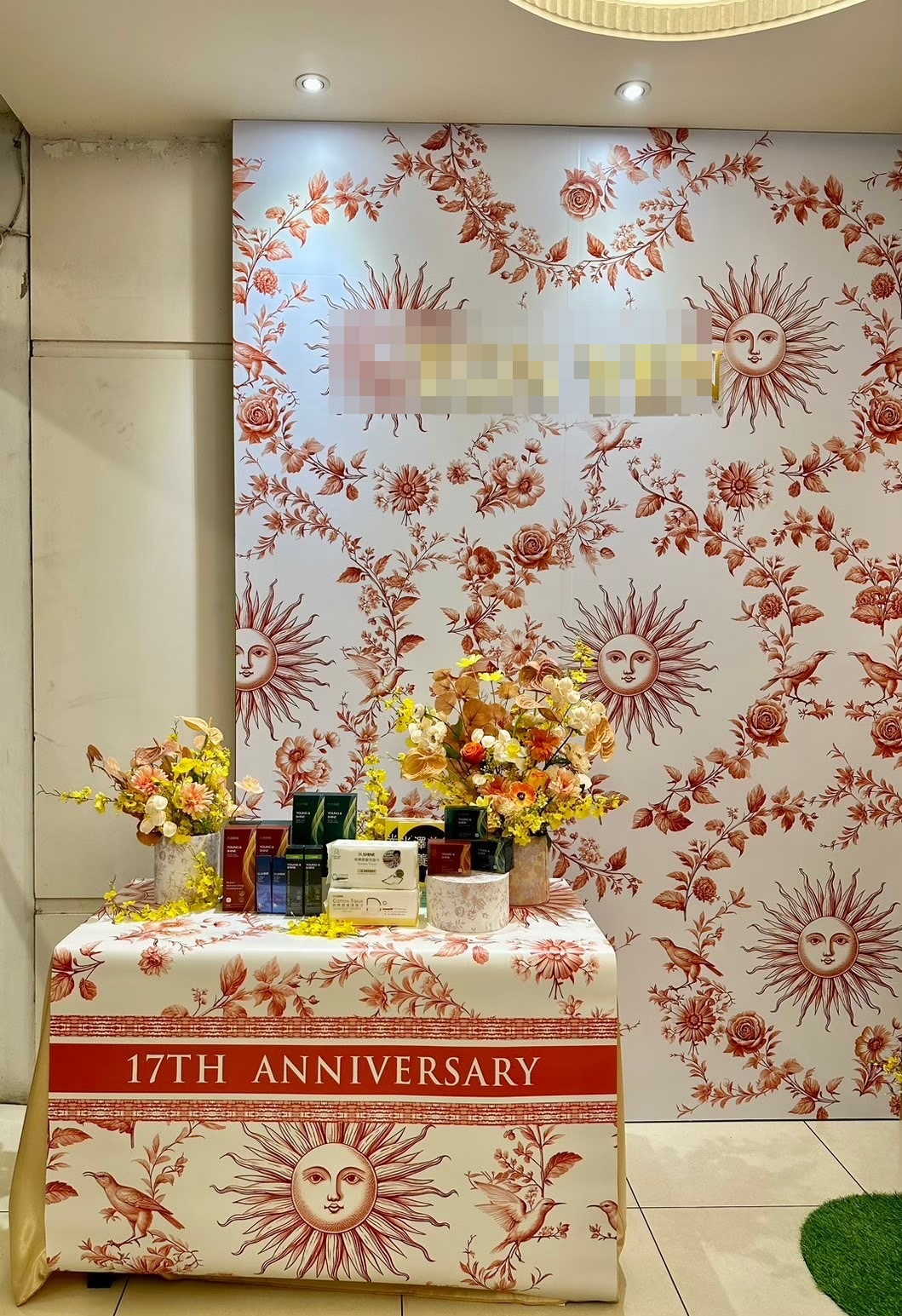 產品展示桌與品牌輸出